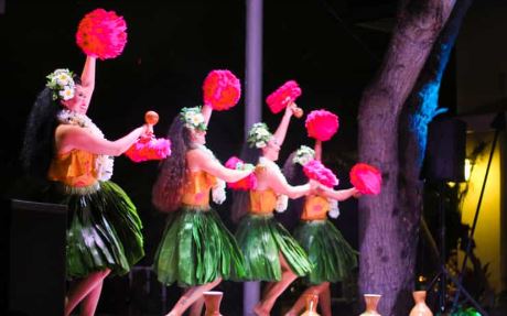 Polynesian cultural performance