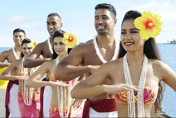 Hawaiian hula dancers performing
